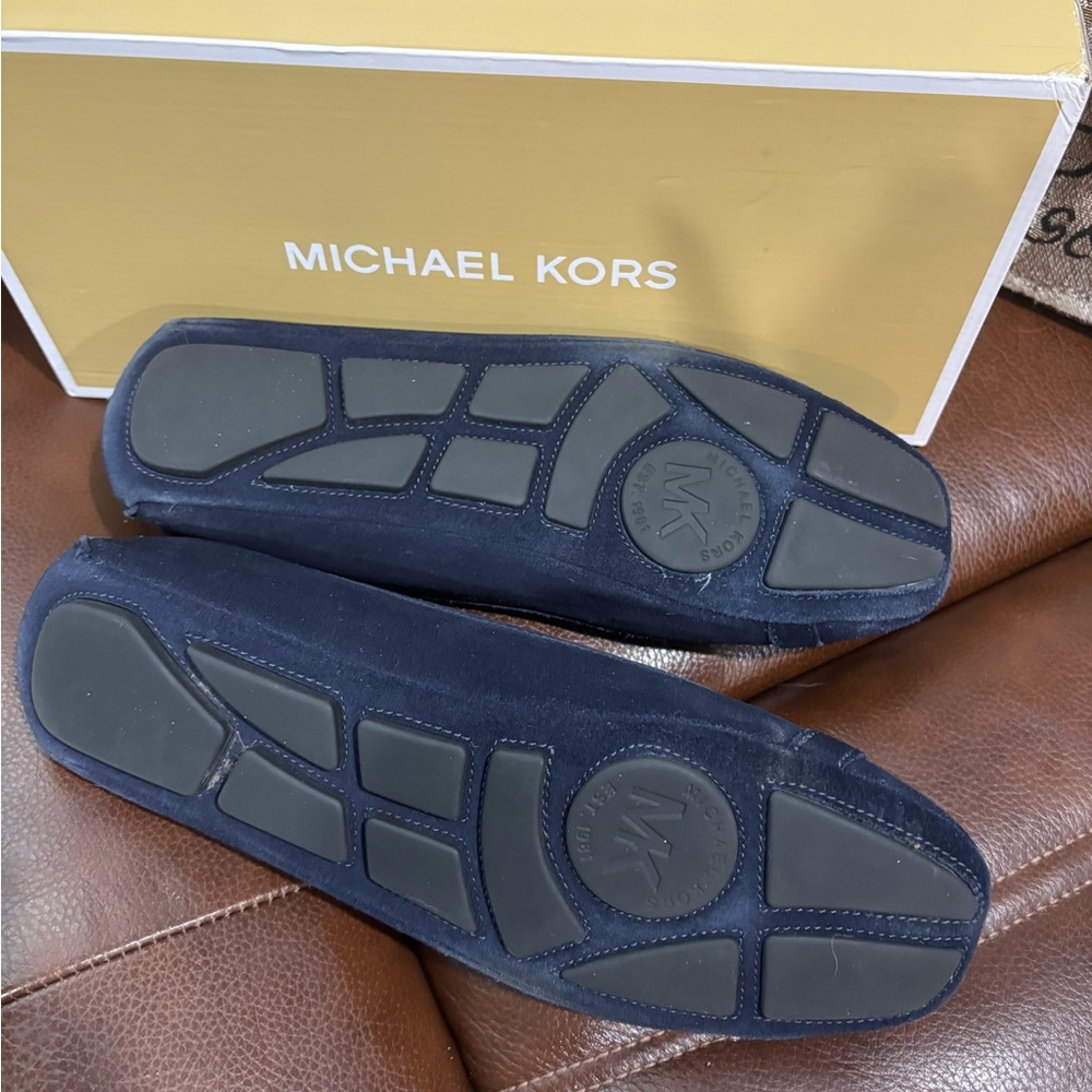 Michael Kors Navy Suede Ballet Flats with Gold MK Emblem - Picture 4 of 6